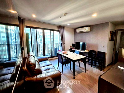 Condos for rent : 39th-Floor 2-BR At Life Ladprao, 100m To BTS Ha Yaek Lat Phrao (ID 2988734)
