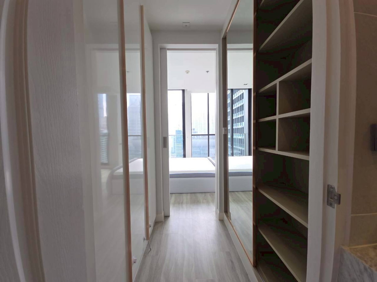 รูป For sale! ...ขายคอนโด Noble Ploenchit: โนเบิล เพลินจิต - ติดรถไฟฟ้า BTS เพลินจิต (1 ห้องนอน 1 ห้องน้ำ ขนาด 51.73 ตรม) - รูปที่ 11/39