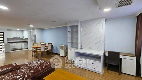 2-BR Condo at Supalai Place Sukhumvit 39 near BTS Phrom Phong (ID 2555834)