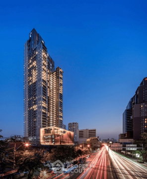 2-BR Condo at C Ekkamai near ARL Ramkhamhaeng (ID 2995603)