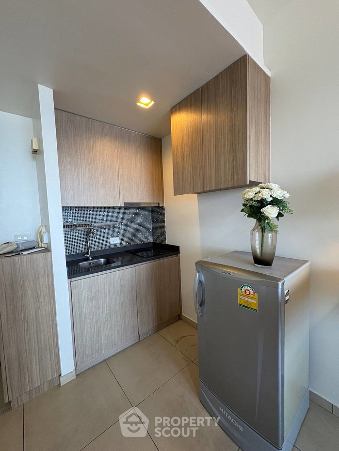 picture 1-BR Condo at Unixx South Pattaya close to Phratamnak (ID 2208295) - 11/16