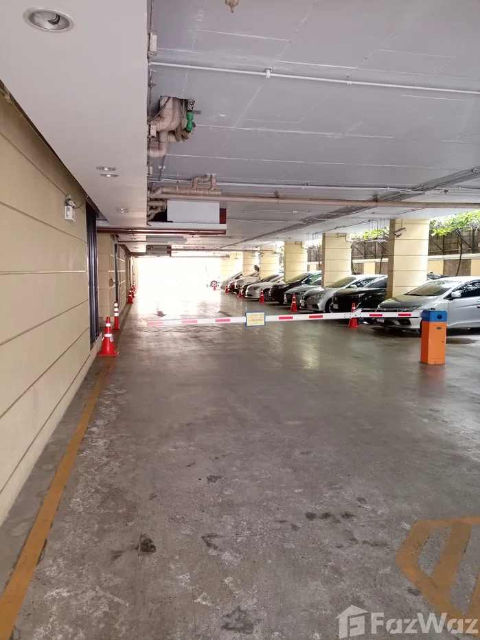 picture 1 Bedroom Condo for sale at Pipat Place  6460078 - 33/37