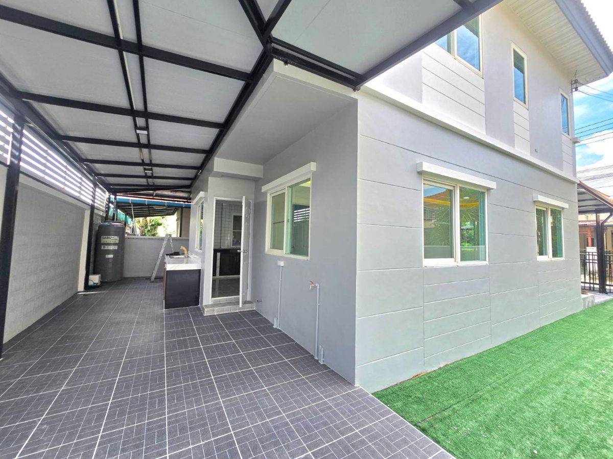รูป บ้านแฝดเหมือนบ้านเดี่ยว ตกแต่งรีโนเวทใหม่ ทำเลดี เดินทางสะดวก หมู่บ้าน ศุภาลัยวิลล์ ถนนชลมาร์คพิจารณ์ เลียบคลองสาม ลำลูกกา ลาดสวาย ปทุมธานี - รูปที่ 18/33