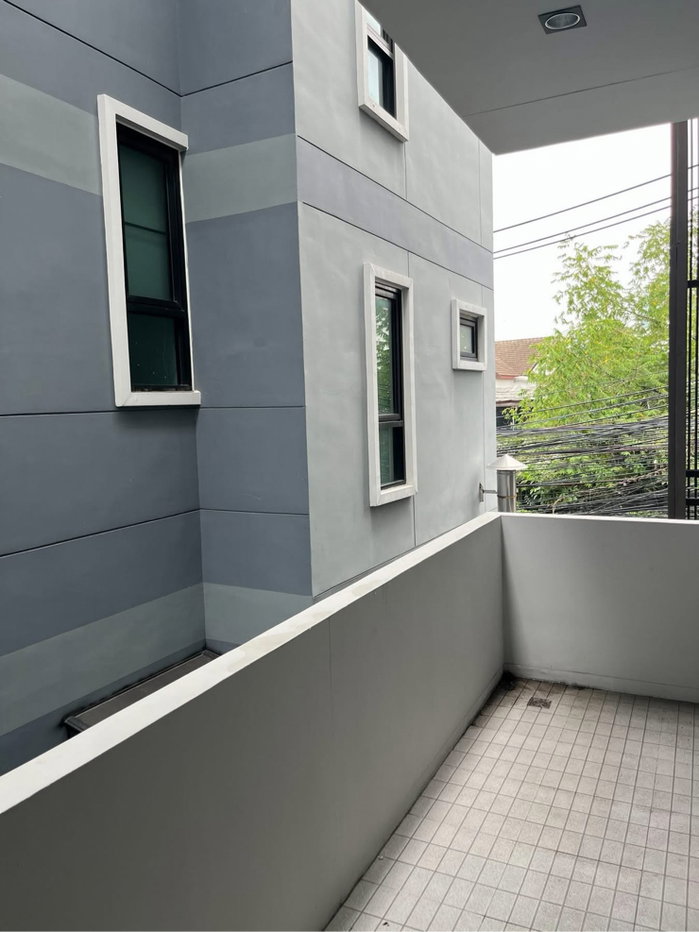 รูป 🏙️ให้เช่า บ้านเดี่ยว 3 ชั้น ใกล้ MRT สุทธิสาร/ห้วยขวาง สำหรับพักอาศัยหรือทำ Home office📍 - รูปที่ 11/15