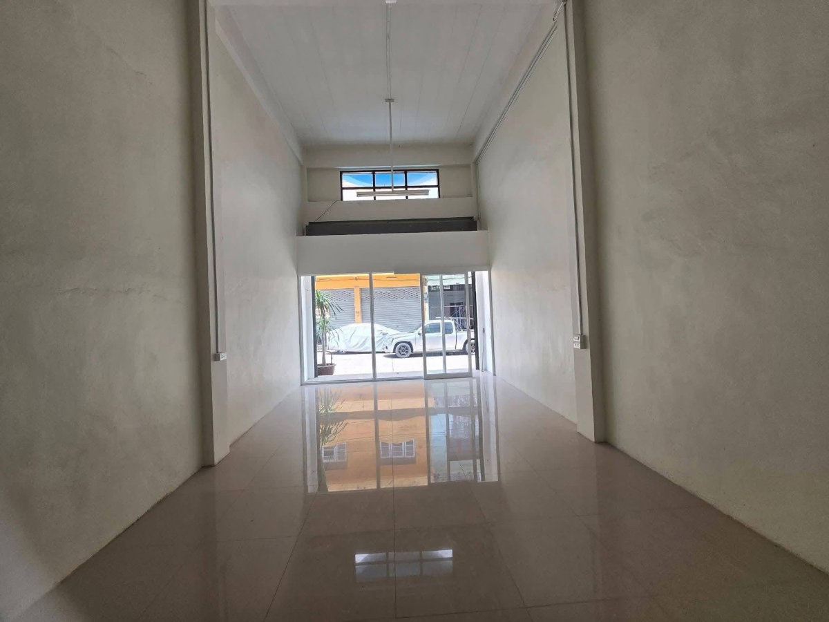 รูป ให้เช่าอาคารพาณิชย์ 3 ชั้น ตลาดนิคมพัฒนา ระยอง - รูปที่ 13/14