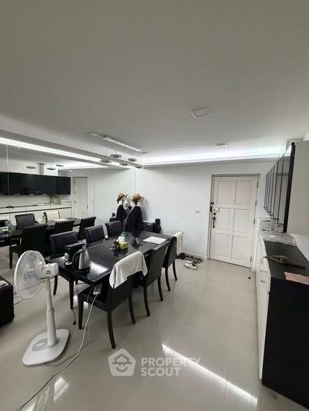 picture 2-BR Condo at Fragrant 71 Condominium near BTS Phra Khanong (ID 2995705) - 3/15
