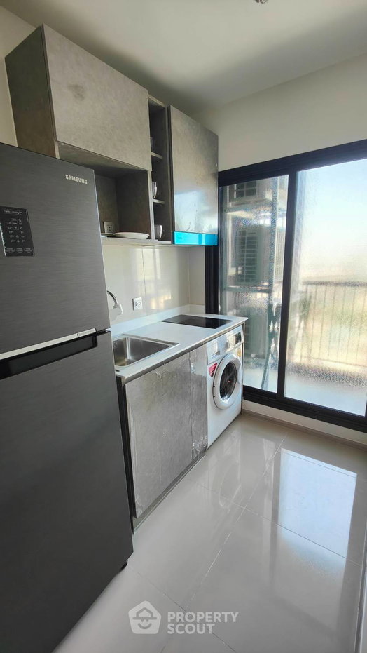 picture 2-BR Condo at Aspire Erawan Prime near BTS Royal Thai Naval Academy (ID 2995446) - 4/10