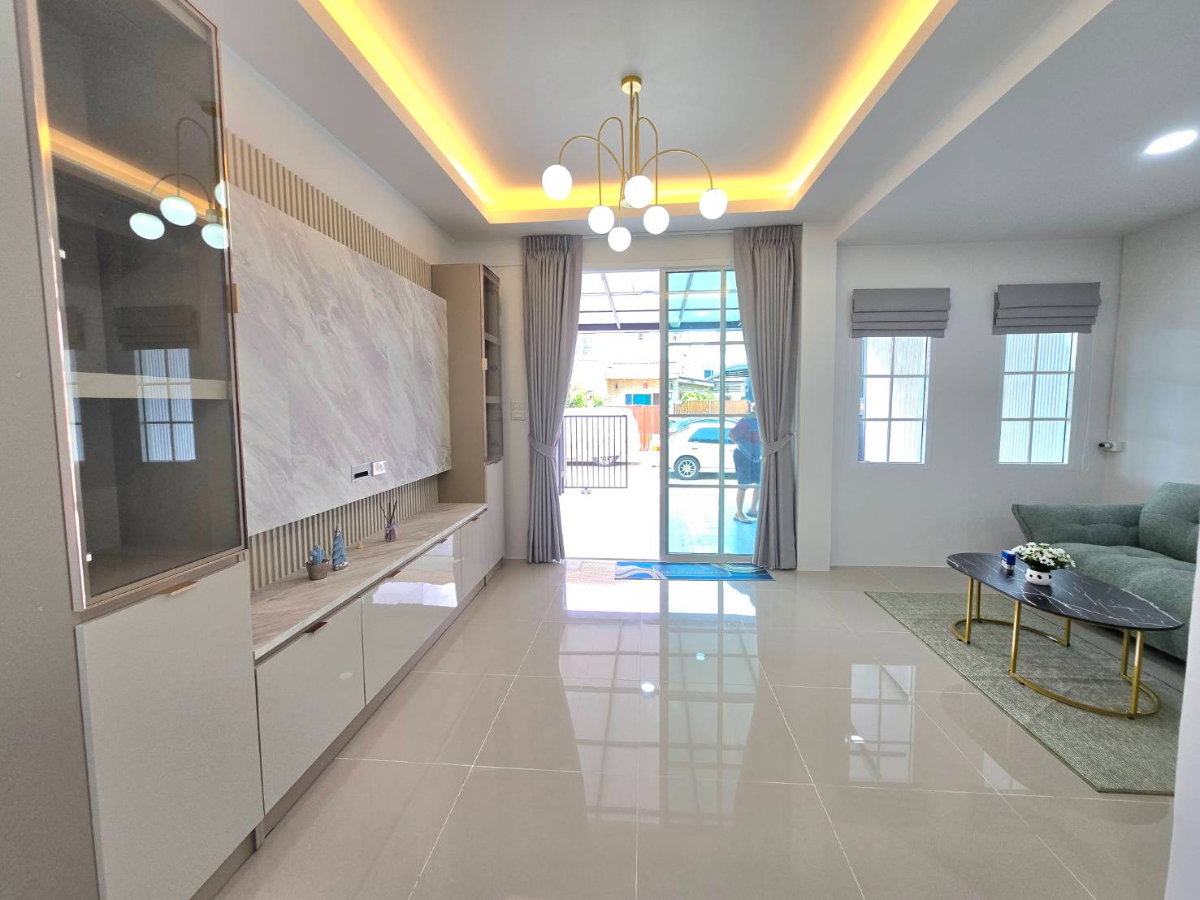 รูป บ้านเดี่ยวหลังมุมใน ทำเลดีเยี่ยม หมู่บ้าน ลลิลแลนซีโอ วงแหวน-รามอินทรา ถนนเลียบคลองสอง คลองสามวา รีโนเวทใหม่ แต่งสวยมาก พร้อมอยู่ มีเฟอร์นิเจอร์ - รูปที่ 22/49