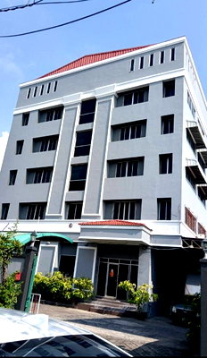 Land for sale Wang Thonglang : Land and building for sale in Soi Ladprao 80. Excellent location, ideal for business.
