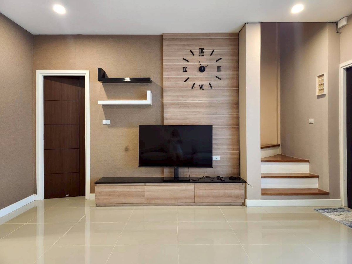 รูป บ้านเช่าใกล้ CMIS แห่งใหม่ 3 นอน 3 น้ำ เฟอร์ครบ พร้อมอยู่ เพียง 20,000 บาท - รูปที่ 4/15