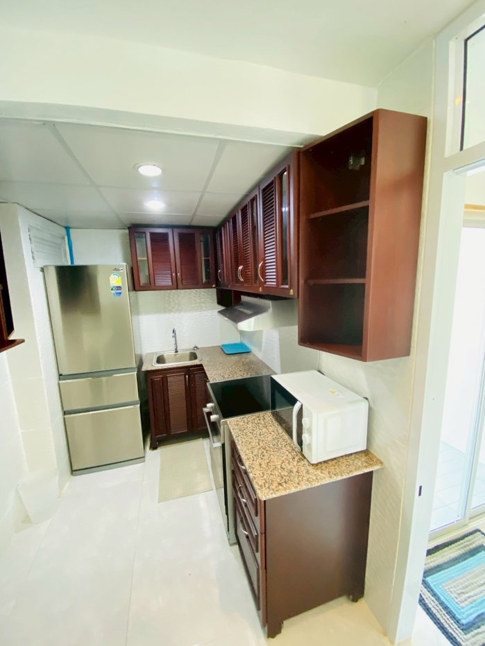 picture large condo 70m² for rent in middle of city 8400 Bath. - 5/23