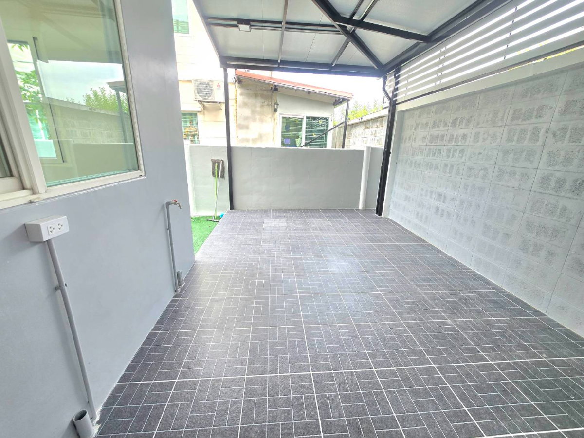 รูป บ้านแฝดเหมือนบ้านเดี่ยว ตกแต่งรีโนเวทใหม่ ทำเลดี เดินทางสะดวก หมู่บ้าน ศุภาลัยวิลล์ ถนนชลมาร์คพิจารณ์ เลียบคลองสาม ลำลูกกา ลาดสวาย ปทุมธานี - รูปที่ 14/33