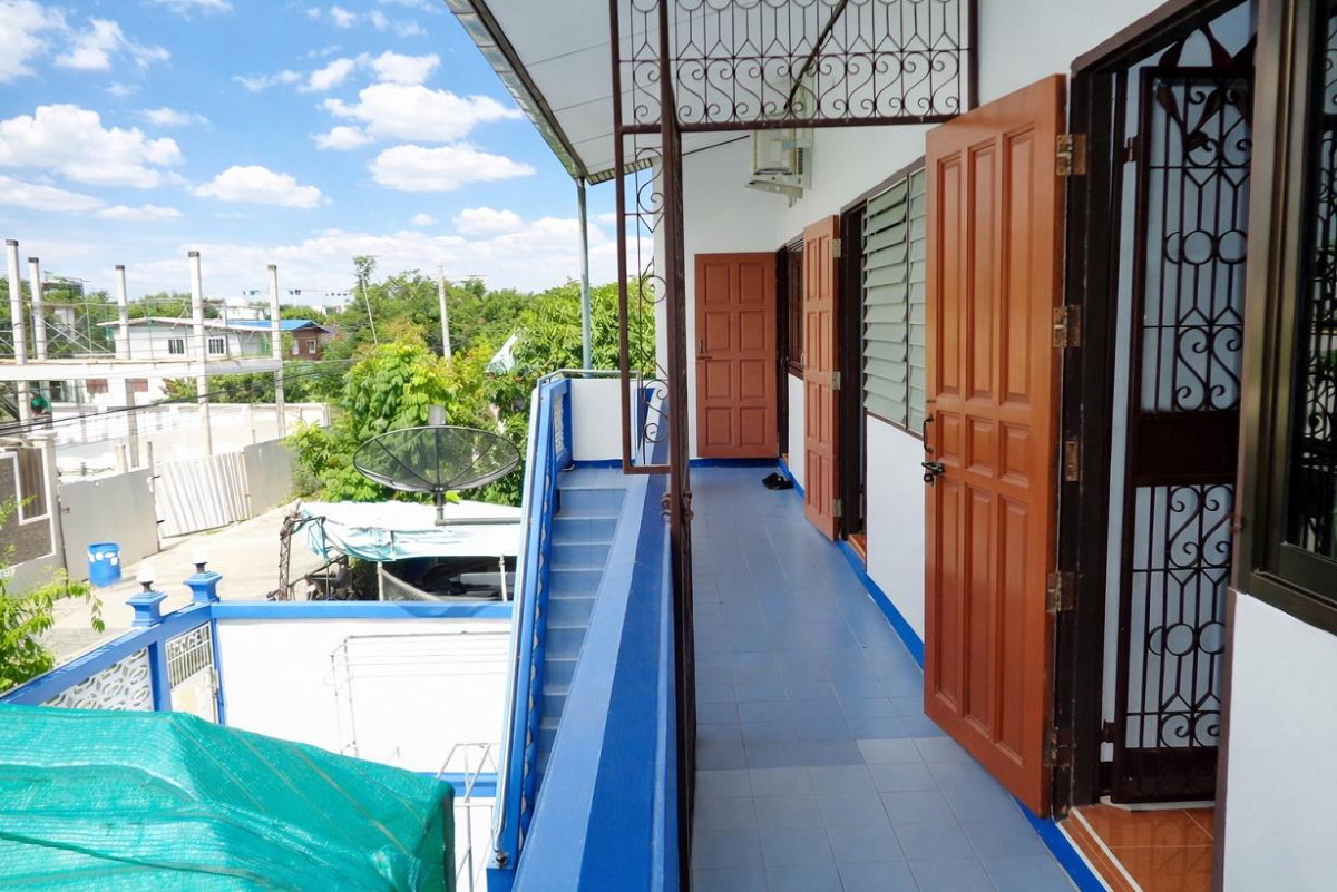 รูป 🚩 H1516. ขายบ้านพักพร้อมห้องเช่า ทำเลดี คู้บอน 31 แยก 5 ใกล้สถานีตำรวจคันนายาว - รูปที่ 23/27