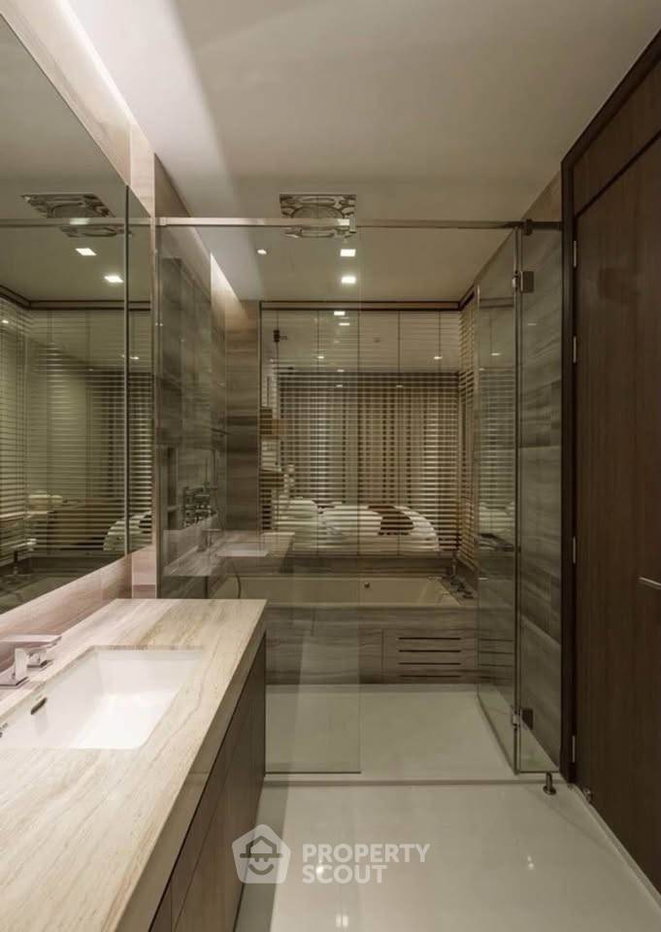 picture 2-BR Condo at Q1 Sukhumvit near BTS Nana (ID 2993347) - 3/14