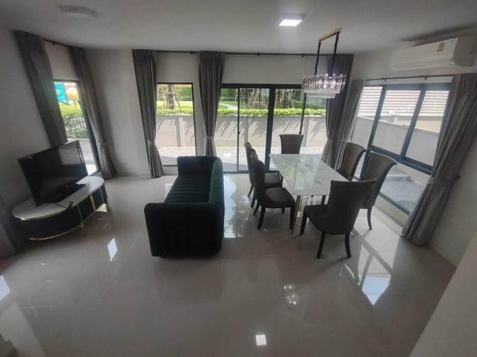 4-bed house for rent, 218 sqm, 45 sq wah, Baan Klang Muang Ramintra 83 Station