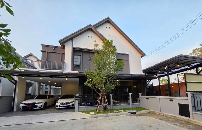 ขายบ้านเดี่ยว : 🏠 ขายบ้าน : Centro Bangna (เซนโทร บางนา)   รหัสทรัพย์ | 📌LNP-H1052