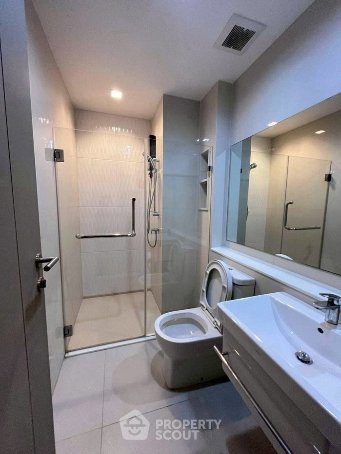 picture 2-BR Condo at Life Asoke - Rama 9 near MRT Phra Ram 9 (ID 2993957) - 10/11