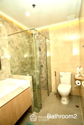 Condos for rent Silom and Sathorn Road : 3-BR Condo at The Royal Saladaeng Condominium near MRT Si Lom (ID 2993711)