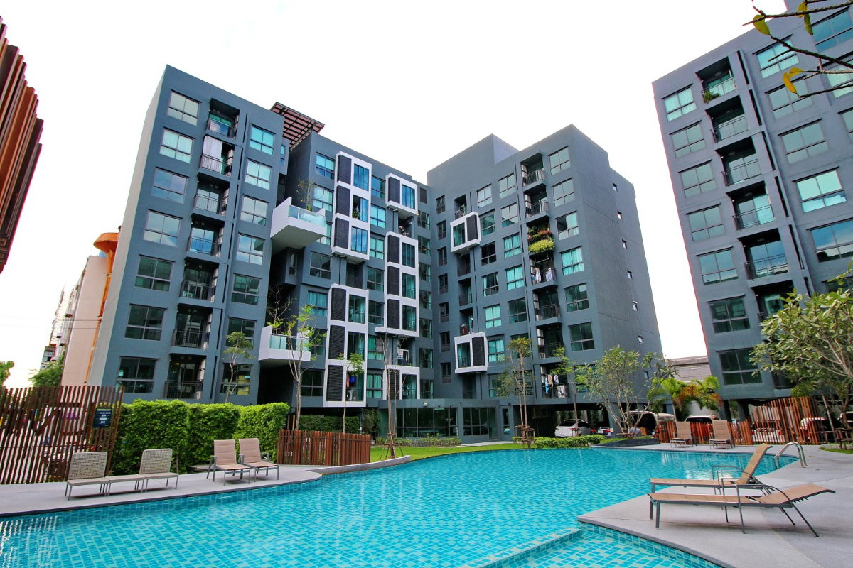 picture ðĨUrgent Loss Sale! Excellent Condition, Walk to 2 MRT Lines & The Mall Bangkapi - 12/12
