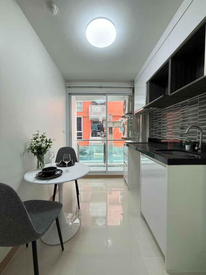 รูป ขายคอนโด Chateau in Town รัชดา 19  ห้องสวย พร้อมเฟอร์นิเจอร์ใหม่หมด - รูปที่ 8/10