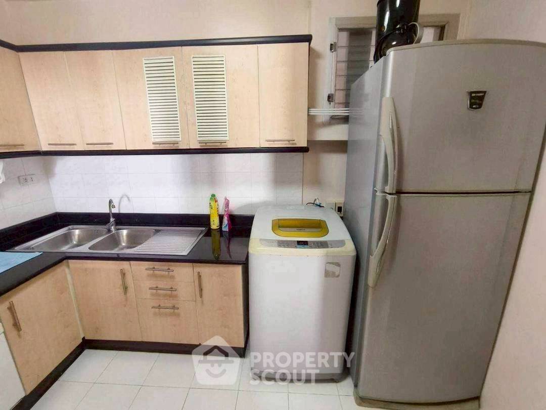 picture 2-BR Condo at Rama Harbour View Condominium in Surasak (ID 2995656) - 6/19