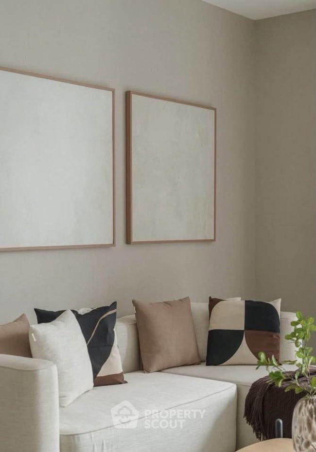 picture 2-BR Condo at Q1 Sukhumvit near BTS Nana (ID 2993347) - 7/14