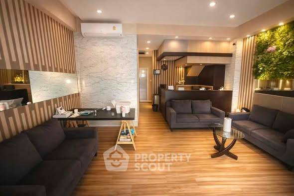Condos for sale : 4-BR Condo at Supalai Prima Riva Rama 3 - Narathiwas in Chong Nonsi (ID 2995637)