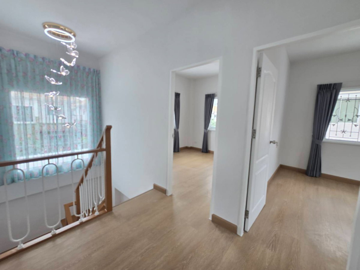 รูป บ้านเดี่ยวหลังมุมใน ทำเลดีเยี่ยม หมู่บ้าน ลลิลแลนซีโอ วงแหวน-รามอินทรา ถนนเลียบคลองสอง คลองสามวา รีโนเวทใหม่ แต่งสวยมาก พร้อมอยู่ มีเฟอร์นิเจอร์ - รูปที่ 39/49