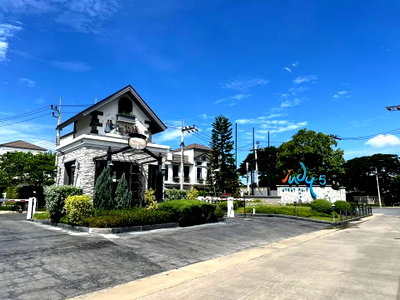 Townhouses for rent Suwannaphum International Airport : 🏡 FOR RENT | INDY 5 BANGNA KM.7 Premium Corner Townhome | Fully Furnished | Garden View | Ready to Move In