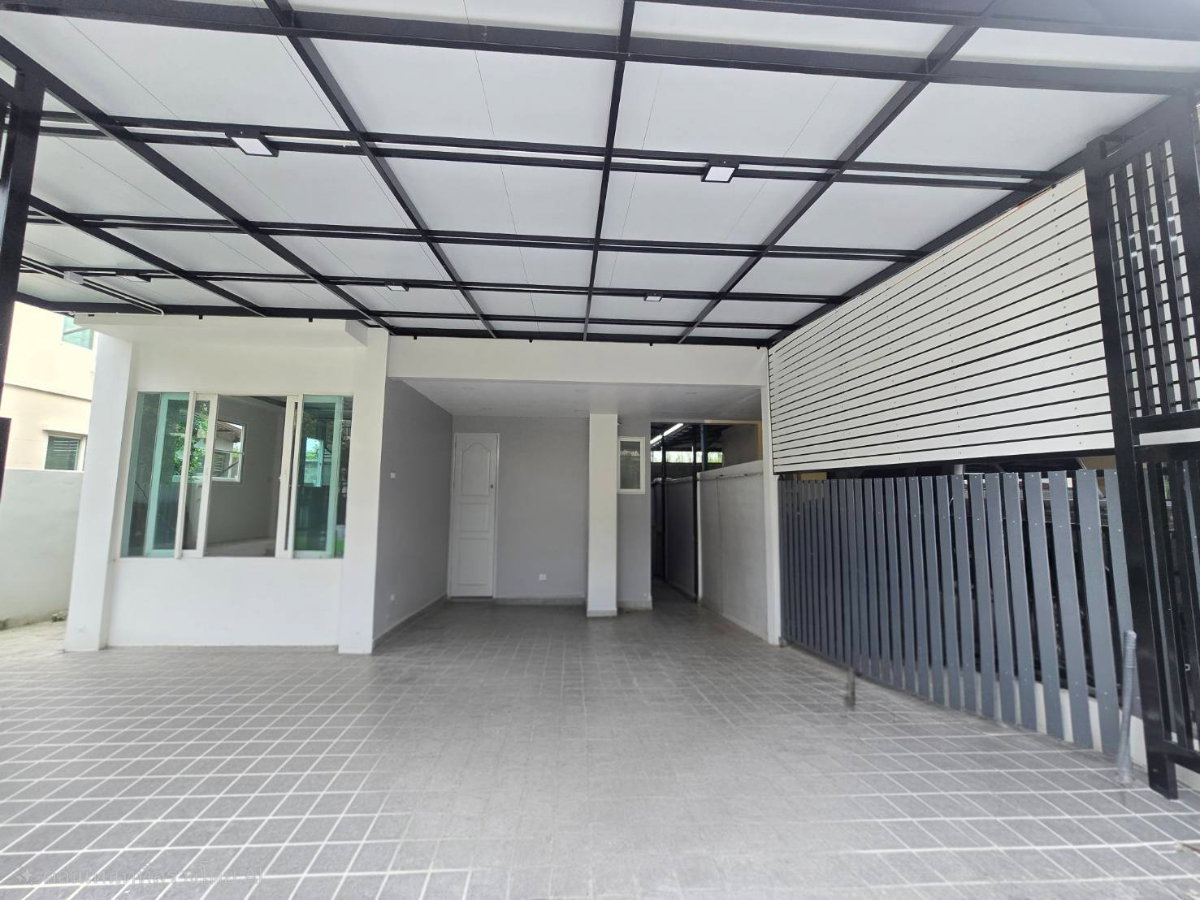 รูป บ้านแฝดเหมือนบ้านเดี่ยว ตกแต่งรีโนเวทใหม่ ทำเลดี เดินทางสะดวก หมู่บ้าน ศุภาลัยวิลล์ ถนนชลมาร์คพิจารณ์ เลียบคลองสาม ลำลูกกา ลาดสวาย ปทุมธานี - รูปที่ 4/33
