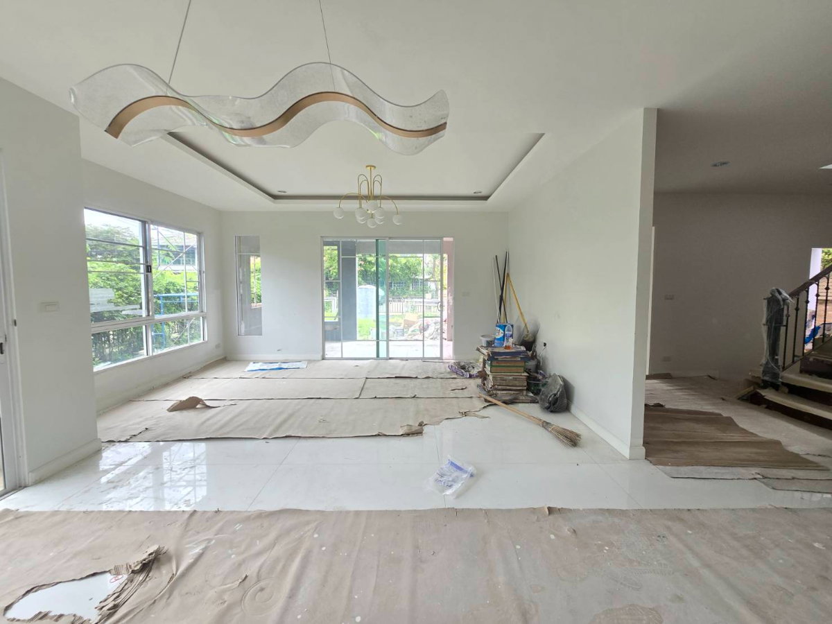 รูป กำลังรีโนเวทใหม่-บ้านเดี่ยวหลังใหญ่ โครงการ ฮาบิเทีย เวนต์ ปัญญาอินทรา Habitia Vent Panyaindra คลองสามวา กว้างมากๆ ราคาถูกคุ้ม - รูปที่ 19/31
