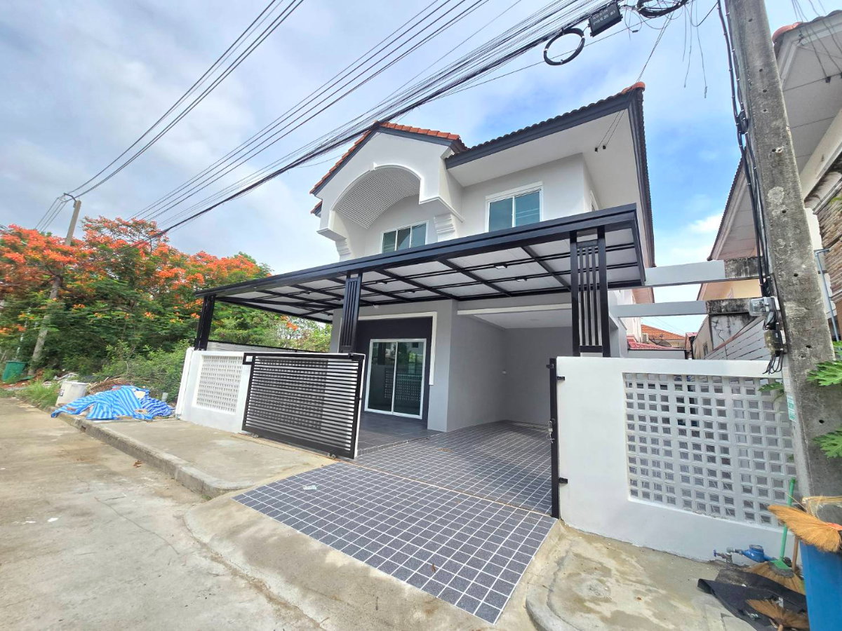 รูป บ้านหลังมุม แต่งสวย บ้านแฝด บุรีรมย์ รังสิต-คลอง4 ติดถนนใหญ่ ใกล้รถไฟฟ้า บรรยากาศดี ร่มรื่น เป็นส่วนตัว ทำเลดี - รูปที่ 4/40