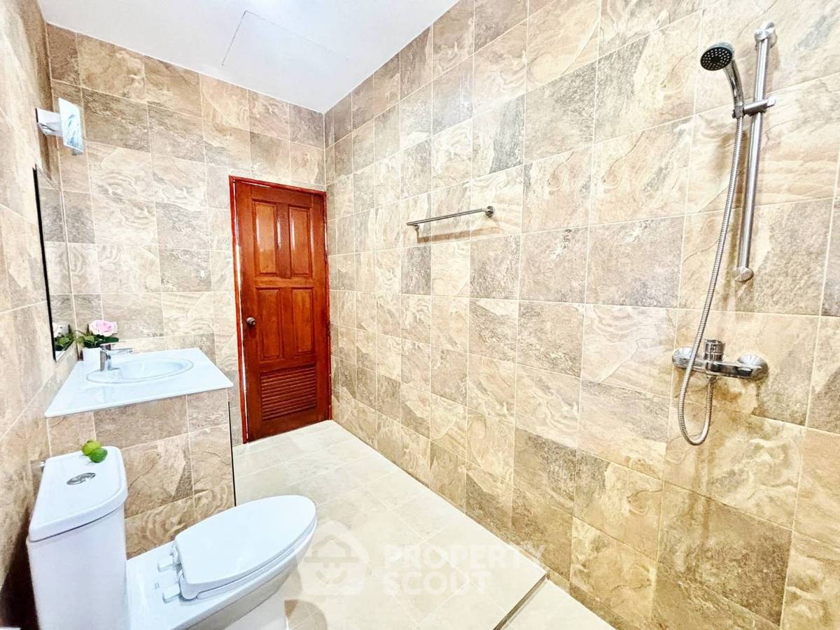 รูป วิลล่า 3-ห้องนอน ที่ ภลูเมเรียวิลล่าหัวหิน ใกล้ เดอะ เวเนเซีย (ID 2994198) - รูปที่ 14/18