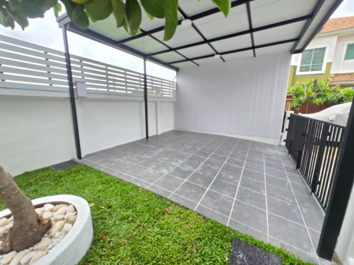 รูป บ้านเดี่ยวหลังมุมใน ทำเลดีเยี่ยม หมู่บ้าน ลลิลแลนซีโอ วงแหวน-รามอินทรา ถนนเลียบคลองสอง คลองสามวา รีโนเวทใหม่ แต่งสวยมาก พร้อมอยู่ มีเฟอร์นิเจอร์ - รูปที่ 11/49