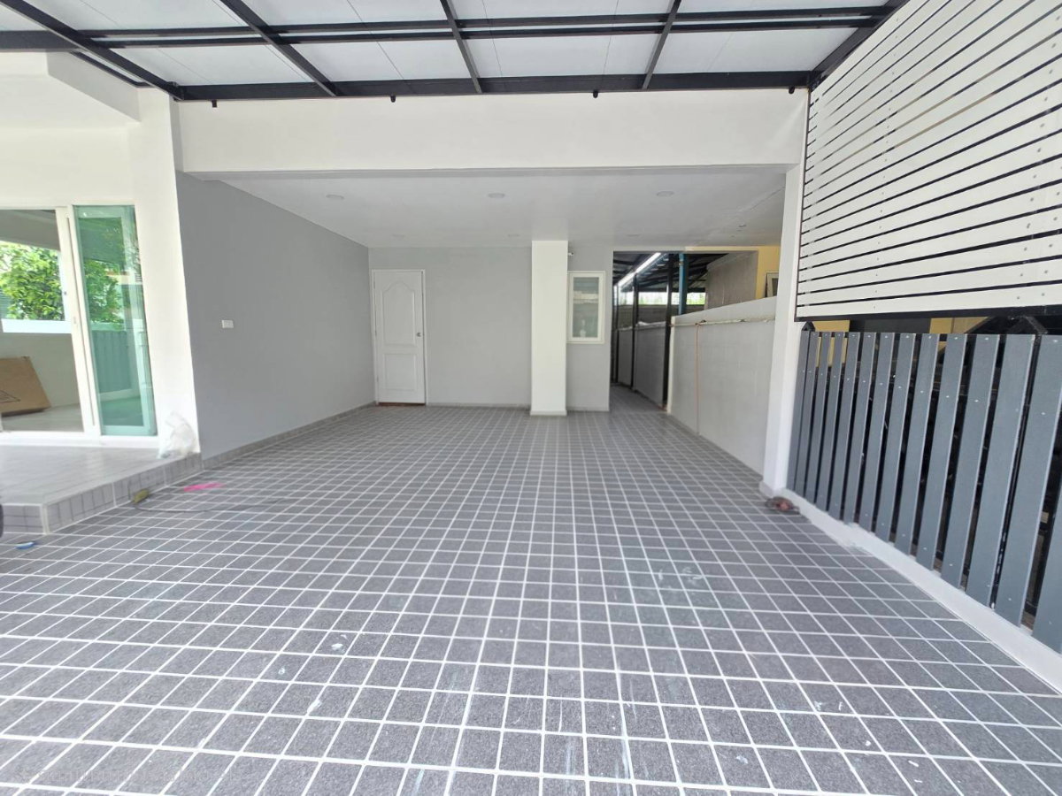 รูป บ้านแฝดเหมือนบ้านเดี่ยว ตกแต่งรีโนเวทใหม่ ทำเลดี เดินทางสะดวก หมู่บ้าน ศุภาลัยวิลล์ ถนนชลมาร์คพิจารณ์ เลียบคลองสาม ลำลูกกา ลาดสวาย ปทุมธานี - รูปที่ 5/33