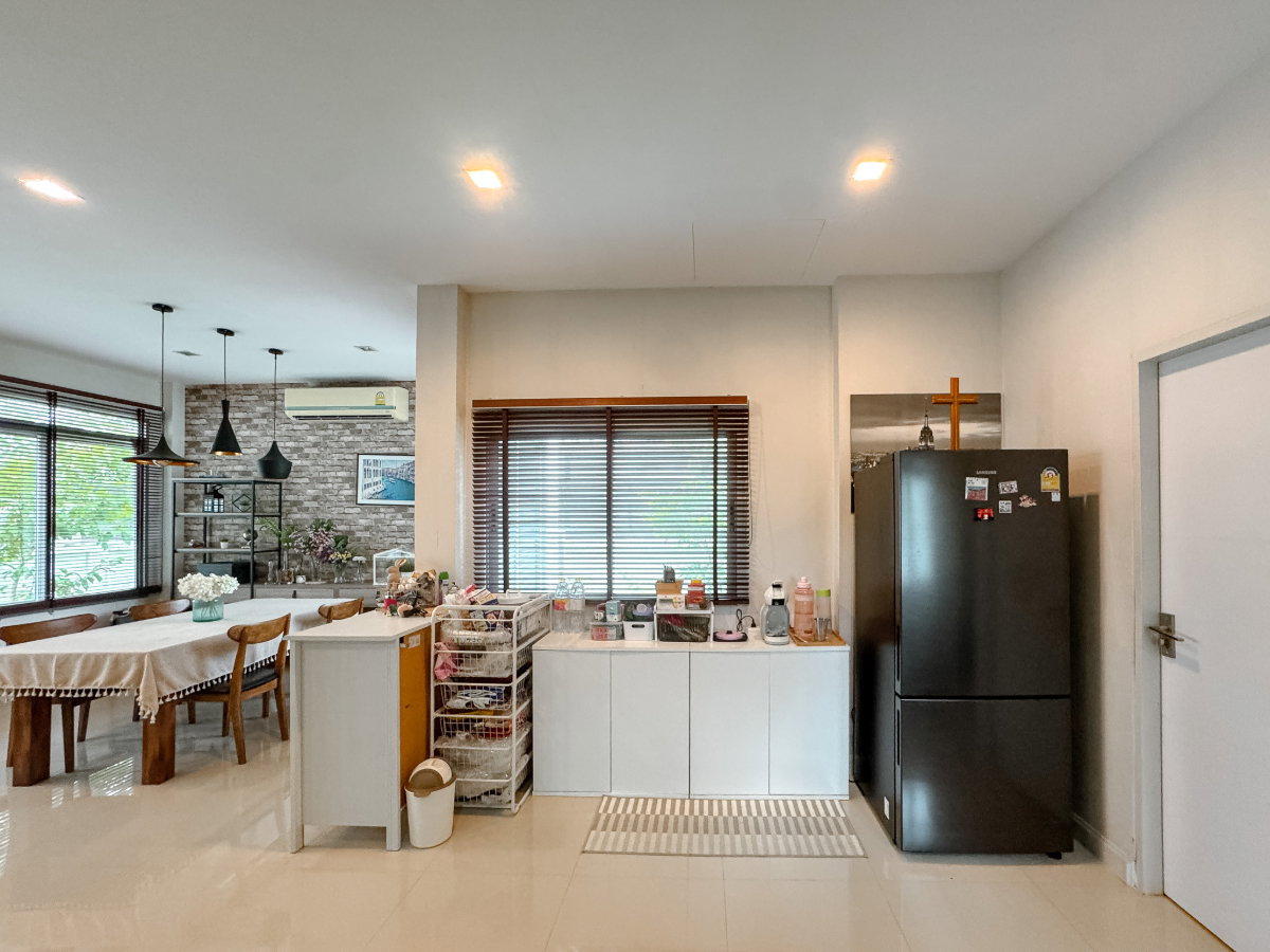 รูป บ้านเดี่ยวเพอร์เฟคเพลส พัฒนาการ-ศรีนครินทร์ หรู สะดวกทุกการเดินทาง ดีไซน์ทันสมัย ครบทุกฟังก์ชันใช้สอย - รูปที่ 13/28