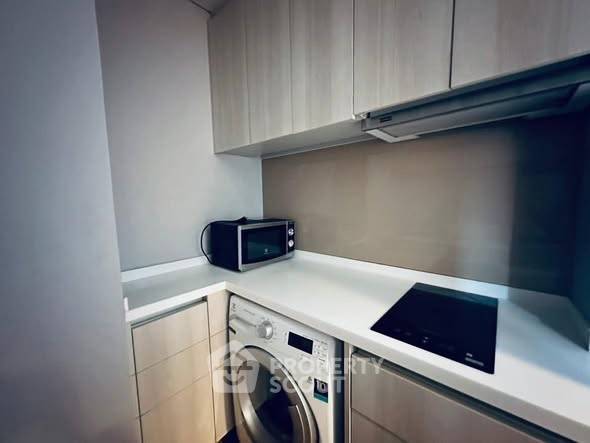 รูป คอนโด 2-ห้องนอน ที่ เดอะ ลุมพินี 24 ใกล้ BTS พร้อมพงษ์ (ID 2992528) - รูปที่ 3/14