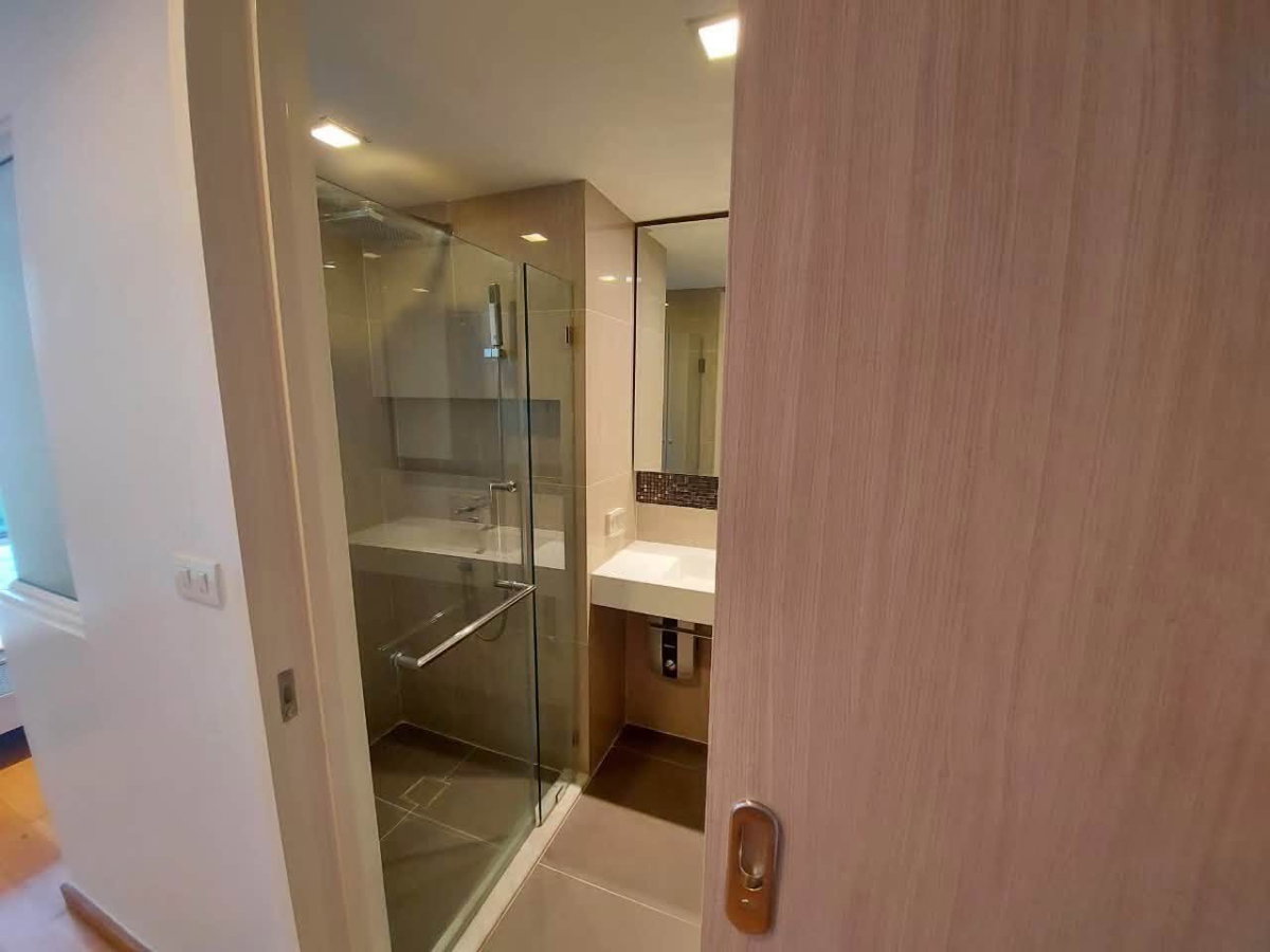 picture 📢 Condo for Rent – Downtown 49 - 12/22