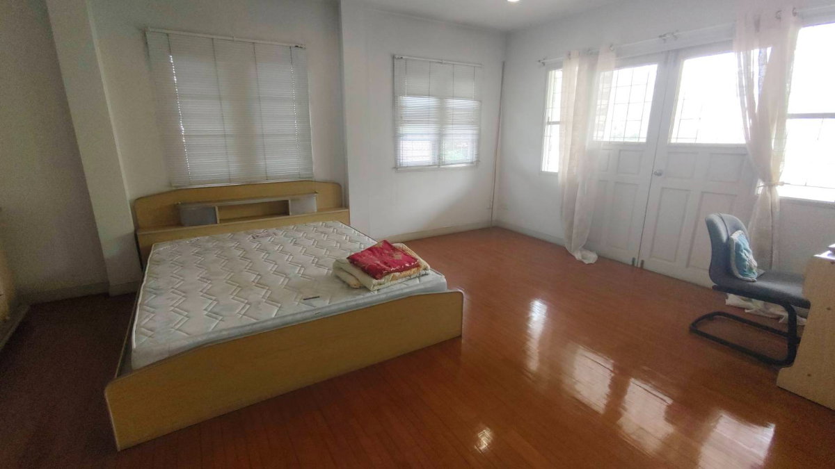 รูป ขายบ้านเดี่ยว 3 ชั้น หลังใหญ่ หมู่บ้านร่มรื่นราชพฤกษ์ - รูปที่ 23/27