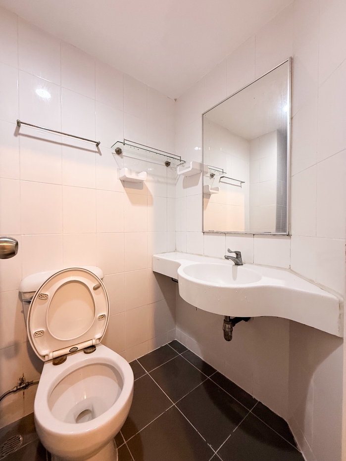picture Lumpini Condo Town Raminthra - Latplakhao For Rent - 10/10