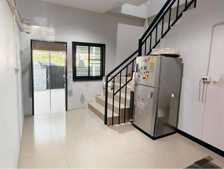 รูป ทาวโฮม3ชั้น ติดโฮมโปรฉะเชิงเทราติดถนนเชื่อมต่อสุวินทวงศ์ - รูปที่ 9/18