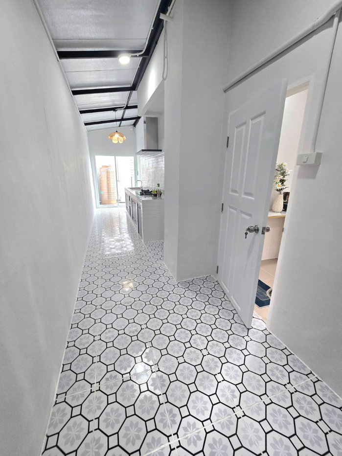รูป บ้านเดี่ยวหลังมุมใน ทำเลดีเยี่ยม หมู่บ้าน ลลิลแลนซีโอ วงแหวน-รามอินทรา ถนนเลียบคลองสอง คลองสามวา รีโนเวทใหม่ แต่งสวยมาก พร้อมอยู่ มีเฟอร์นิเจอร์ - รูปที่ 25/49