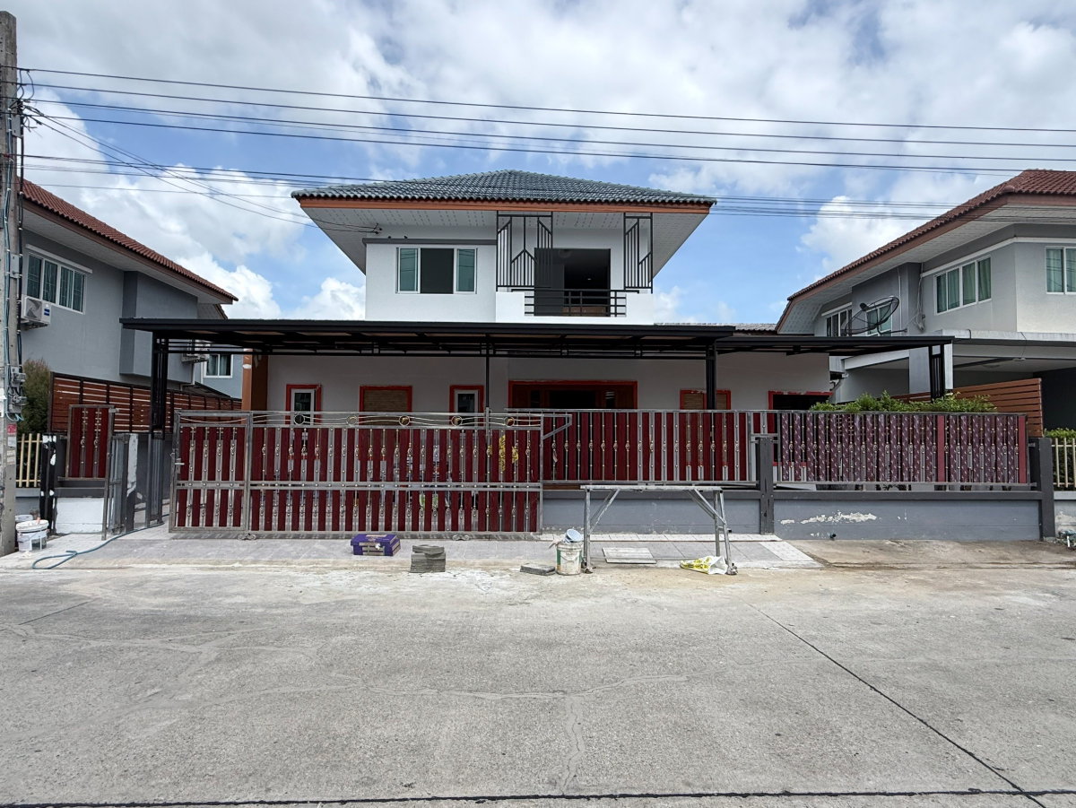 รูป (บ้านกำลังรีโนเวทใหม่) บ้านเดี่ยว หลังใหญ่ กว้างขวาง ม.เพ็ญศิริ4 ซ.เลียบวารี25/1 คู้ขวา หนองจอก ทำเลดี ราคาคุ้ม - รูปที่ 1/9