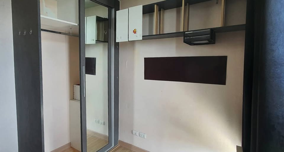picture Condo for Rent – Top Floor Corner Unit with Stunning River View - 12/19