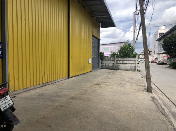 รูป ให้เช่าโกดัง พร้อมออฟฟิศ ลาดพร้าว 101 ซอยโพธิ์แก้ว 3 ขนาดพื้นที่ 200 ตารางเมตร เข้าออกได้หลายเส้นทาง ลาดพร้าว - นวมินทร์ - เลียบด่วน - รูปที่ 2/7
