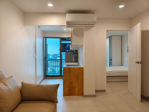 A newly renovated condo 100% | No Pollution | Thammasat University, Khao San Road 4 km. Direct to owner Line ID : chuch_cha