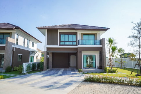 บ้านเดี่ยวในโครงการบ้านกาญจน์กนก 2 เฟส 4