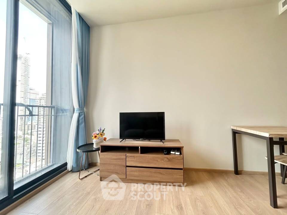picture 1-BR Condo at Noble Around Sukhumvit 33 near BTS Phrom Phong (ID 2993188) - 6/26