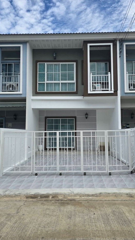 รูป ขายทาวน์เฮาส์ หมู่บ้านโมดิ วิลล่า รังสิต (ติดทางด่วนบางพูน) - รูปที่ 1/17