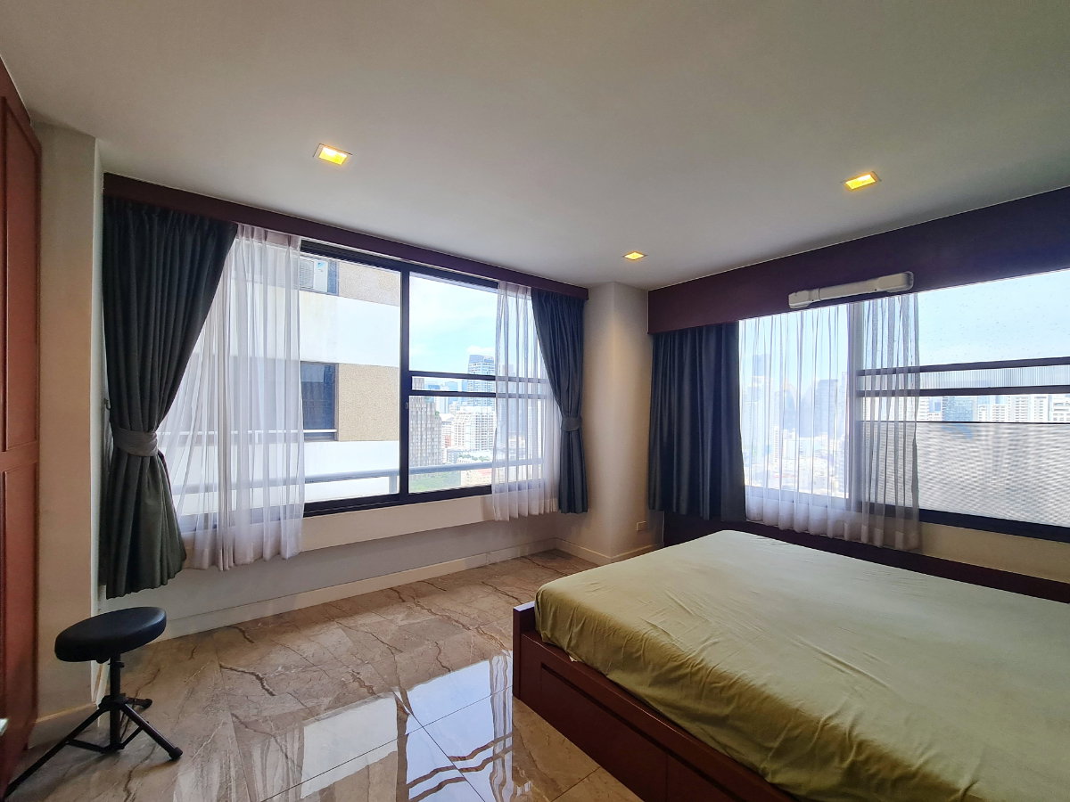 picture Asoke Tower: Renovated Pet-Friendly Residence, 3-BR Open Views in Asoke–Petchaburi - 15/27